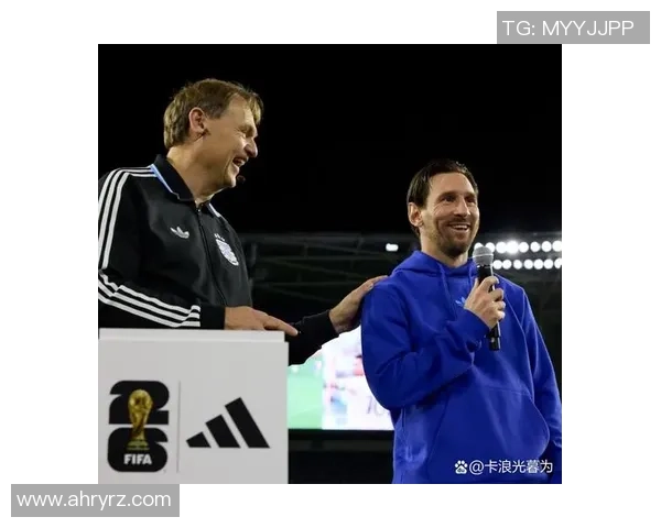 足球明星背后的传奇故事与精彩瞬间展现他们的奋斗与荣耀